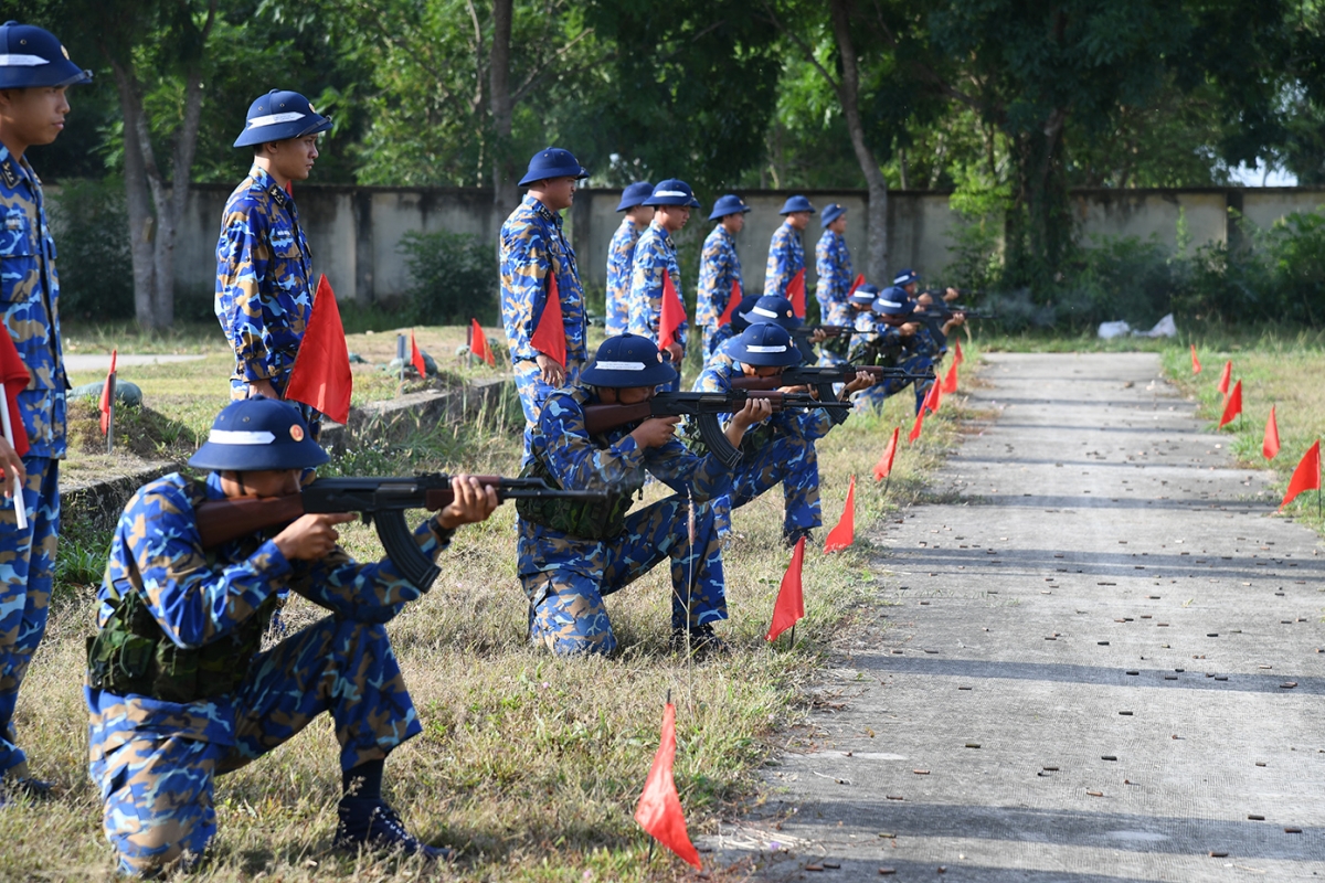 Tiếng nổ của sự trưởng thành