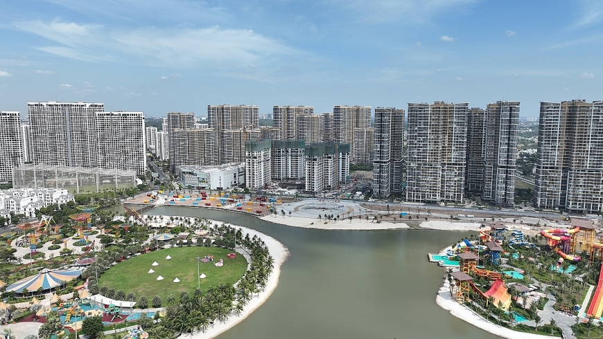 The Opus One nằm tại trung tâm Vinhomes Grand Park, thừa hưởng toàn bộ hệ sinh thái tiện ích chuẩn quốc tế đang vận hành