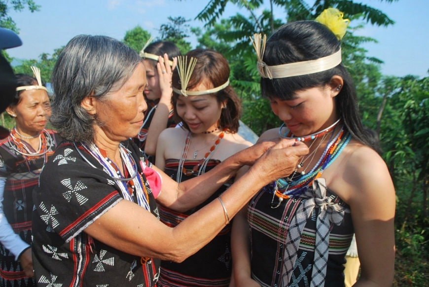 Độc đáo lễ hội Tatrai