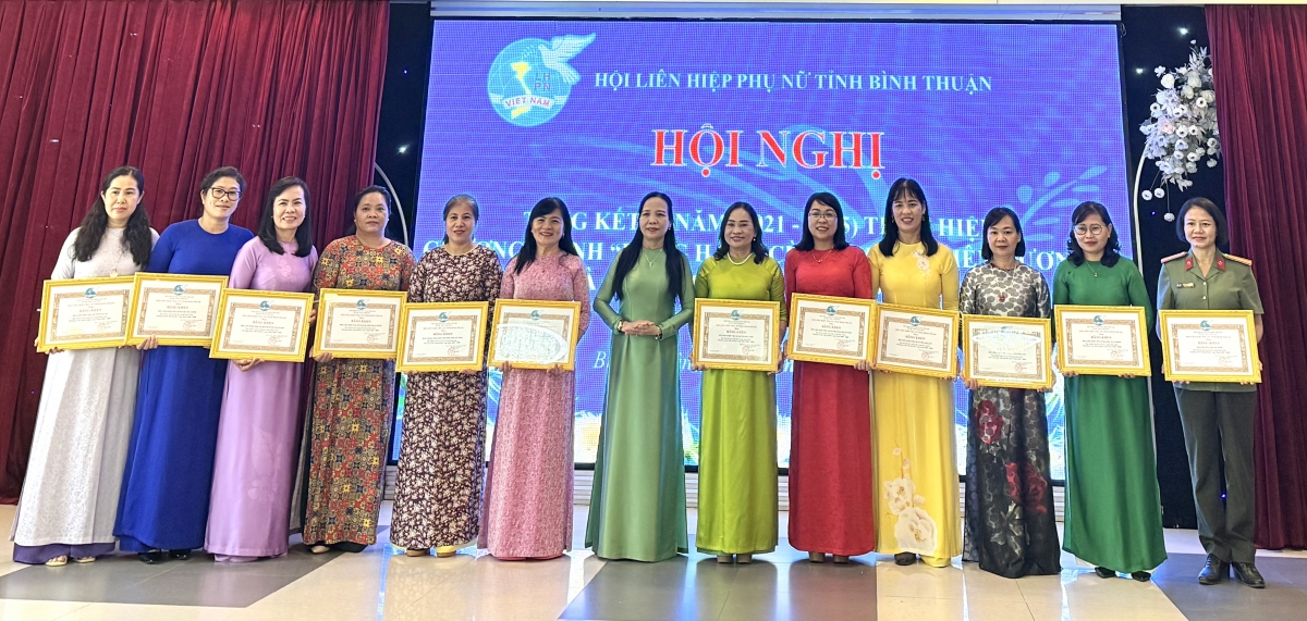 Hiệu quả và ý nghĩa thiết thực của Chương trình “Mẹ đỡ đầu” và “Đồng hành cùng phụ nữ biên cương”