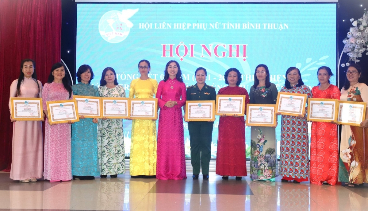 Hiệu quả và ý nghĩa thiết thực của Chương trình “Mẹ đỡ đầu” và “Đồng hành cùng phụ nữ biên cương”