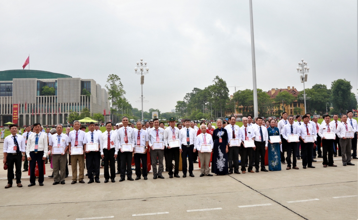 Phát huy tinh thần “Tuổi cao - Gương sáng” cùng đất nước bước vào kỉ nguyên mới