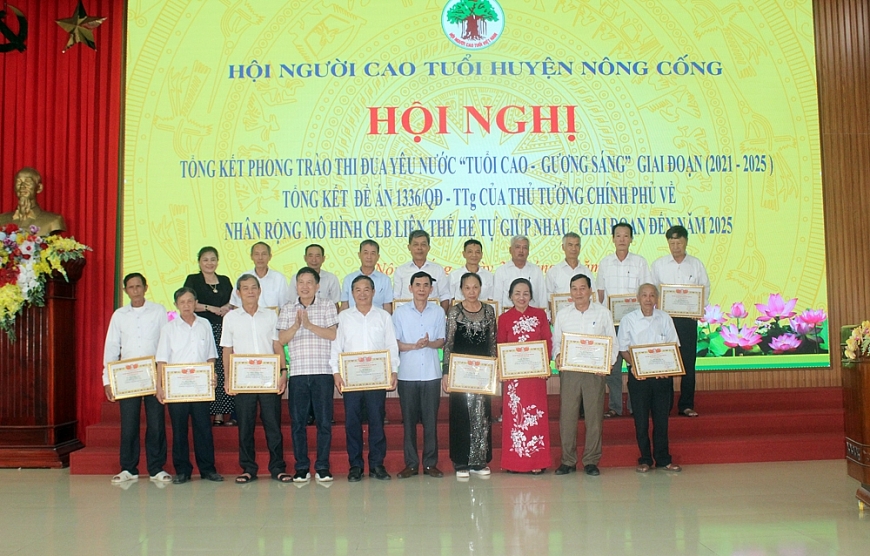 Hội nghị biểu dương NCT trong phong trào thi đua 'Tuổi cao - gương sáng' giai đoạn 2021-2025