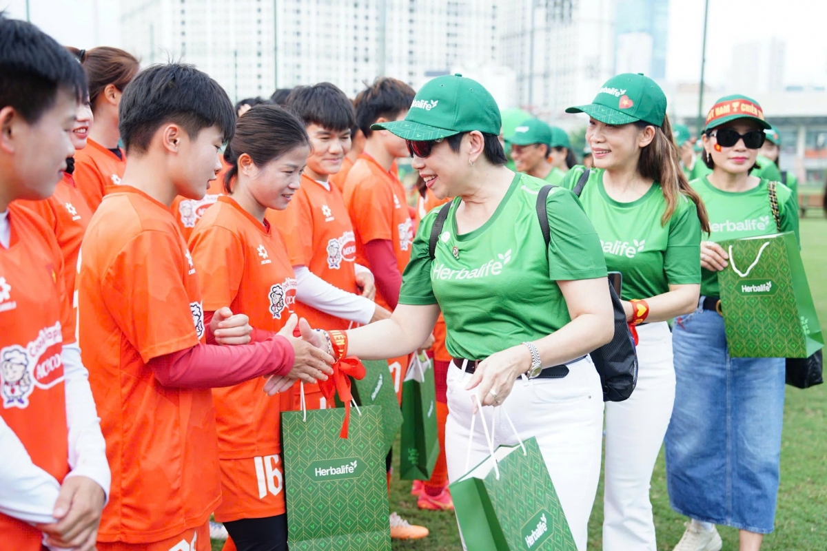 Herbalife Việt Nam tiếp tục đồng hành và tiếp sức cho các Đội tuyển  Bóng đá Quốc gia Việt Nam