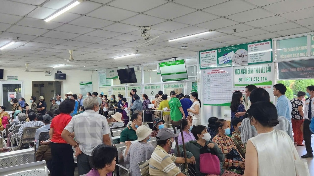 Đồng hành vì sức khỏe người cao tuổi có hoàn cảnh khó khăn