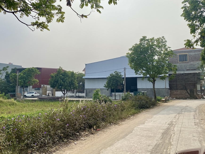 “Tràn lan” tình trạng xây dựng nhà, xưởng trên đất nông nghiệp