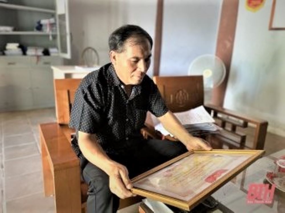 Chủ tịch Hội luôn tiên phong trong các phong trào của địa phương