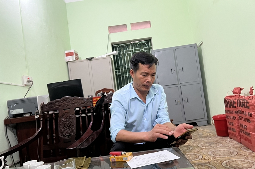 Ông Đỗ Văn Phúc, Phó Chủ tịch UBND xã Thường Thắng trả lời về vụ việc.