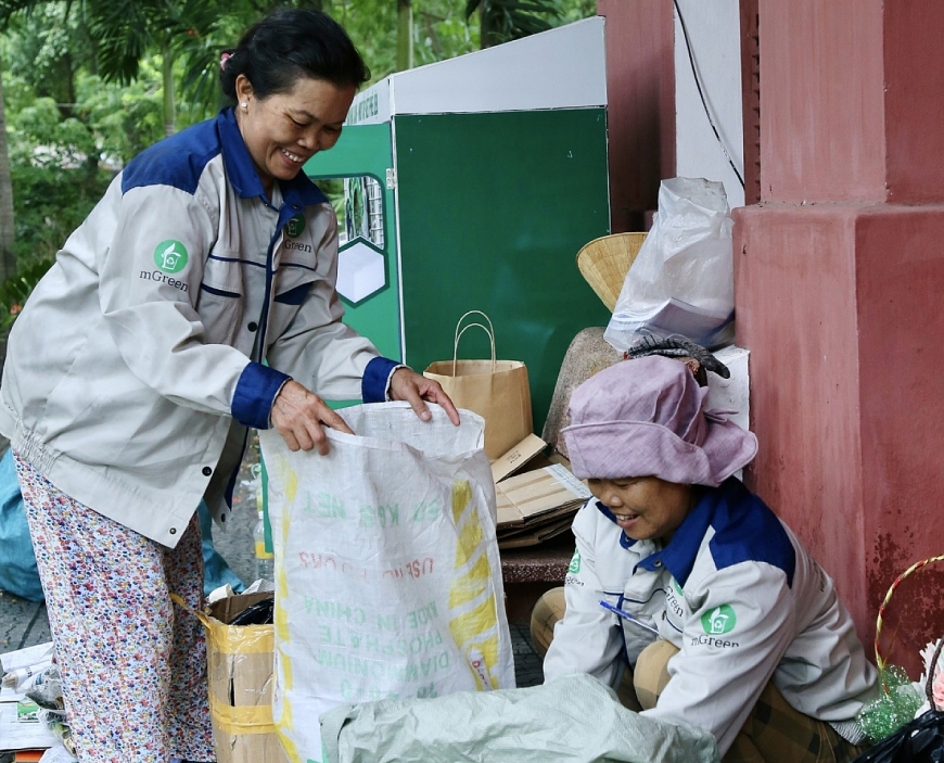 Người cao tuổi TP Huế chung tay bảo vệ môi trường