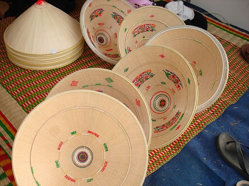 Nghề làm nón ngựa đất võ