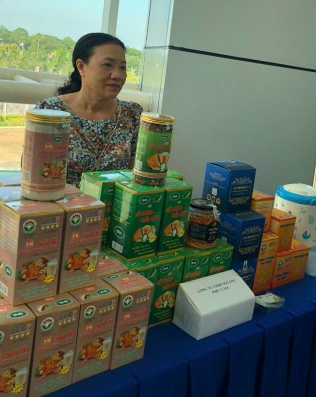 Luôn tận hiến để góp phần xây dựng quê hương ngày càng giàu đẹp