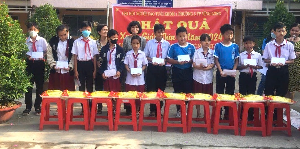 Tỉnh Vĩnh Long: Phát huy tốt vai trò NCT trong các phong trào thi đua yêu nước