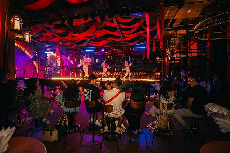 Du khách phấn khích với chuỗi show mới tại Bà Nà