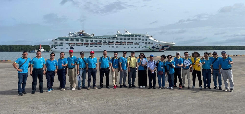 Lần đầu tiên trải nghiệm du lịch tàu biển quốc tế tại Việt Nam