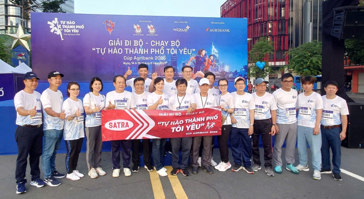 Xác lập kỷ lục Việt Nam giải chạy có nhiều nhà báo tham gia