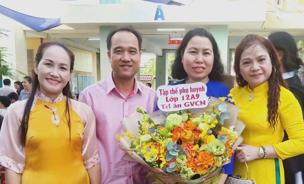 Lễ tri ân và trưởng thành: Tự tin cất cánh – Tỏa sáng tương lai