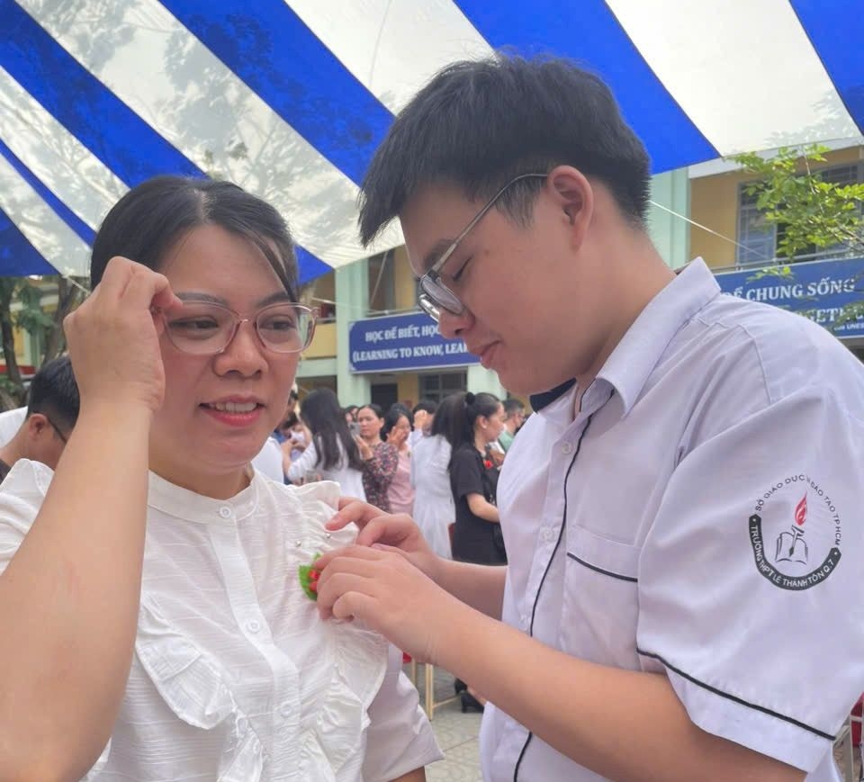 Lễ tri ân và trưởng thành: Tự tin cất cánh – Tỏa sáng tương lai