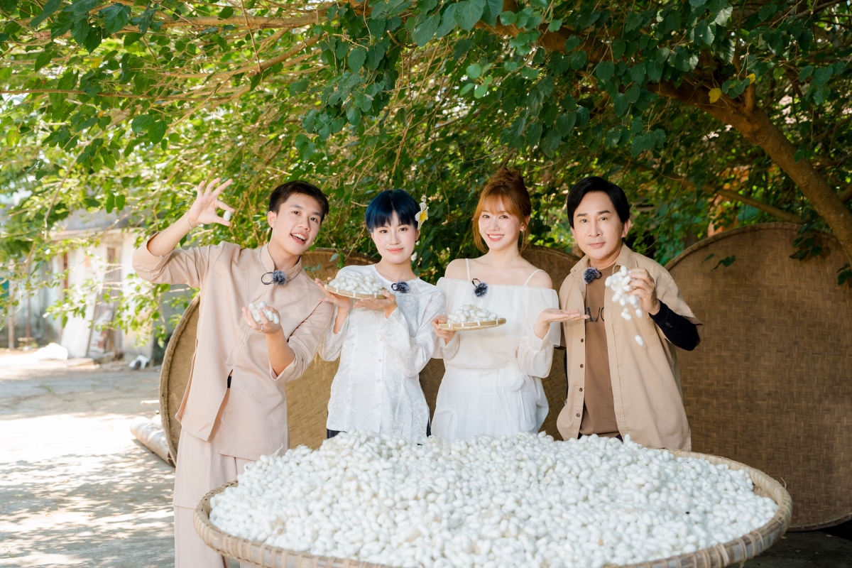 Tập 11 “Về Quê Làm Giàu”: Hành trình khám phá làng lụa Mã Châu xứ Quảng