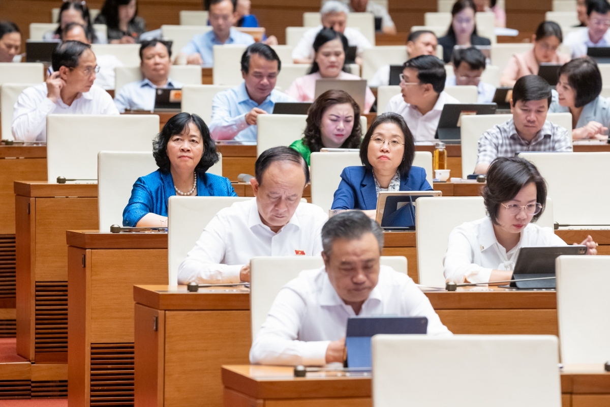 Cần có phương án xử lý hiệu quả hàng nghìn trụ sở dôi dư