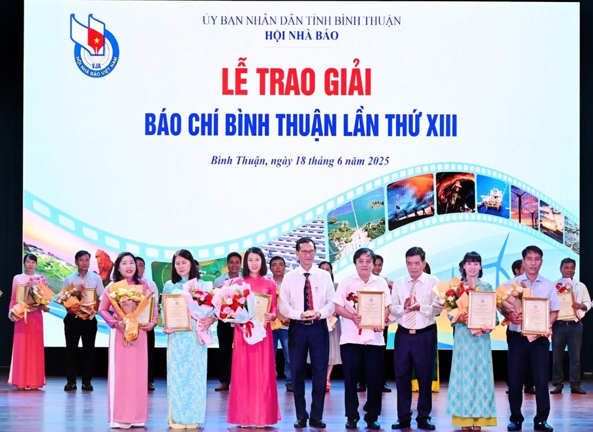 Báo chí là người bạn đồng hành tin cậy của Đảng bộ, chính quyền và nhân dân tỉnh Bình Thuận