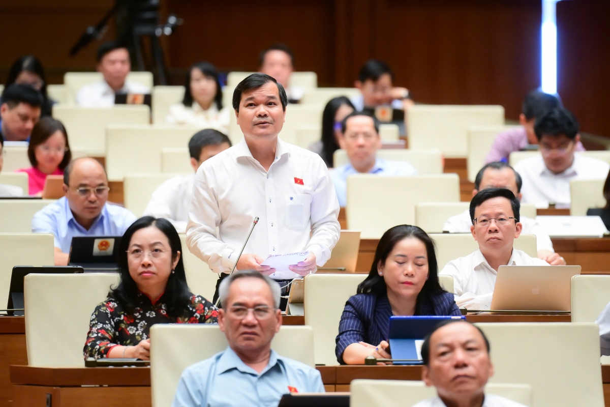 Nên cắt giảm 30% thời gian giải quyết thủ tục hành chính, bãi bỏ 30% các điều kiện kinh doanh