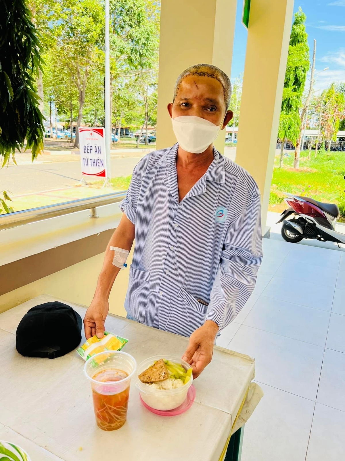 Bình Thuận: Giúp thêm bệnh nhân nghèo có bữa ăn no