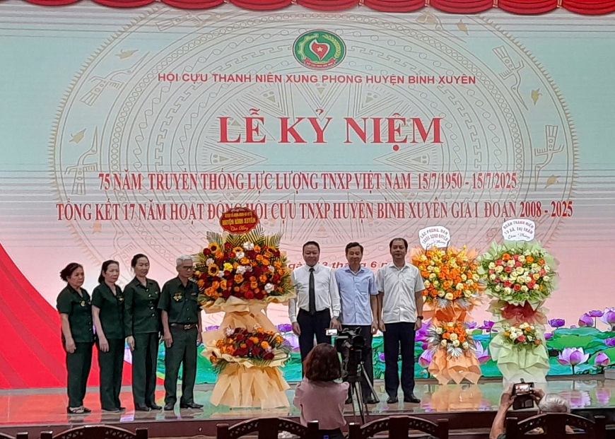 Sáng ngời truyền thống TNXP làm theo lời Bác