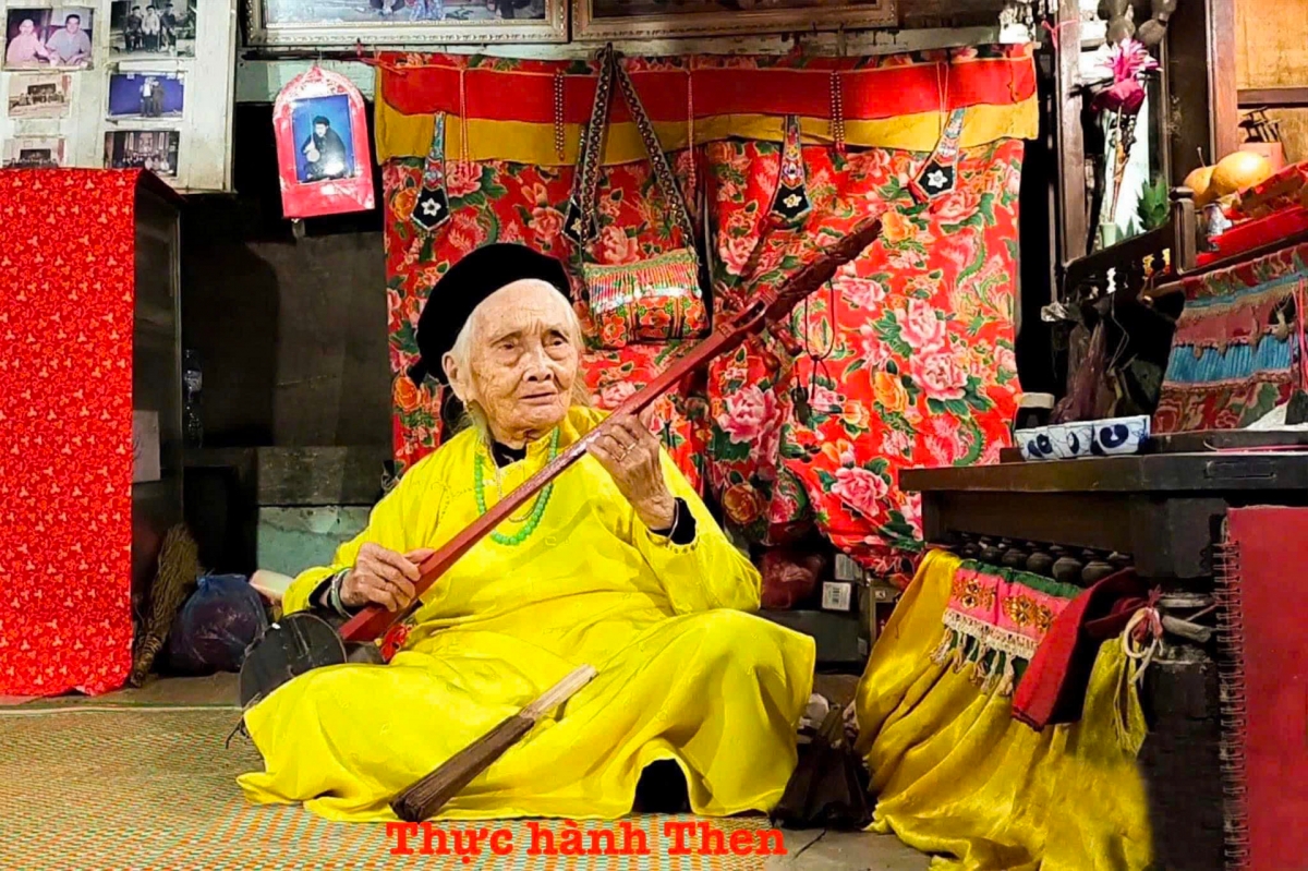 Tại Lạng Sơn đời sống tâm linh gắn liền với Đạo Mẫu và Then – một thực hành nghi lễ quan trọng của người Tày, Nùng. Ảnh: DLLS