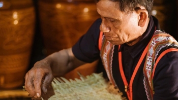 Dìu dặt Kon Chênh