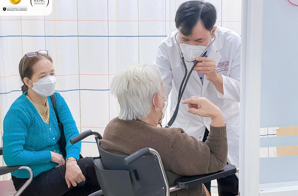 Hội thảo chia sẻ kinh nghiệm quản lý chất lượng bệnh viện năm 2025 tại Cần Thơ