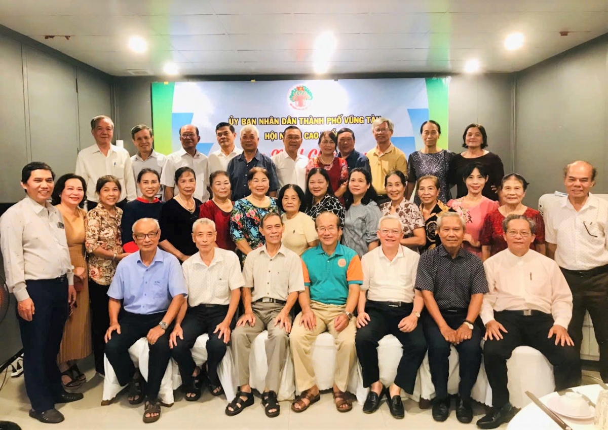 Hội NCT tỉnh Bà Rịa - Vũng Tàu và các huyện, thành phố họp mặt tri ân cán bộ Hội NCT cấp huyện và cấp xã (trước khi sáp nhập)