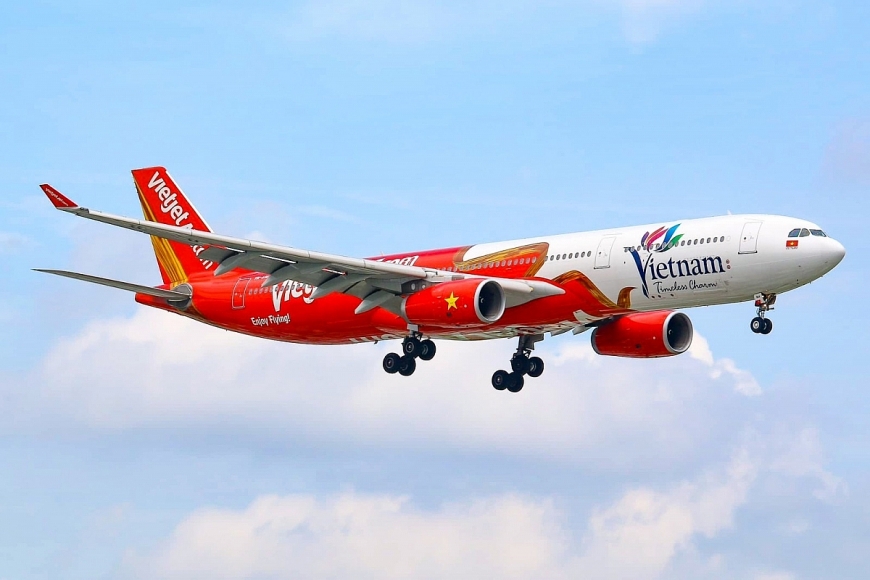 Quà tặng đẳng cấp cho người thân, bạn bè – Bay hạng thương gia Vietjet,  giảm ngay 20%!