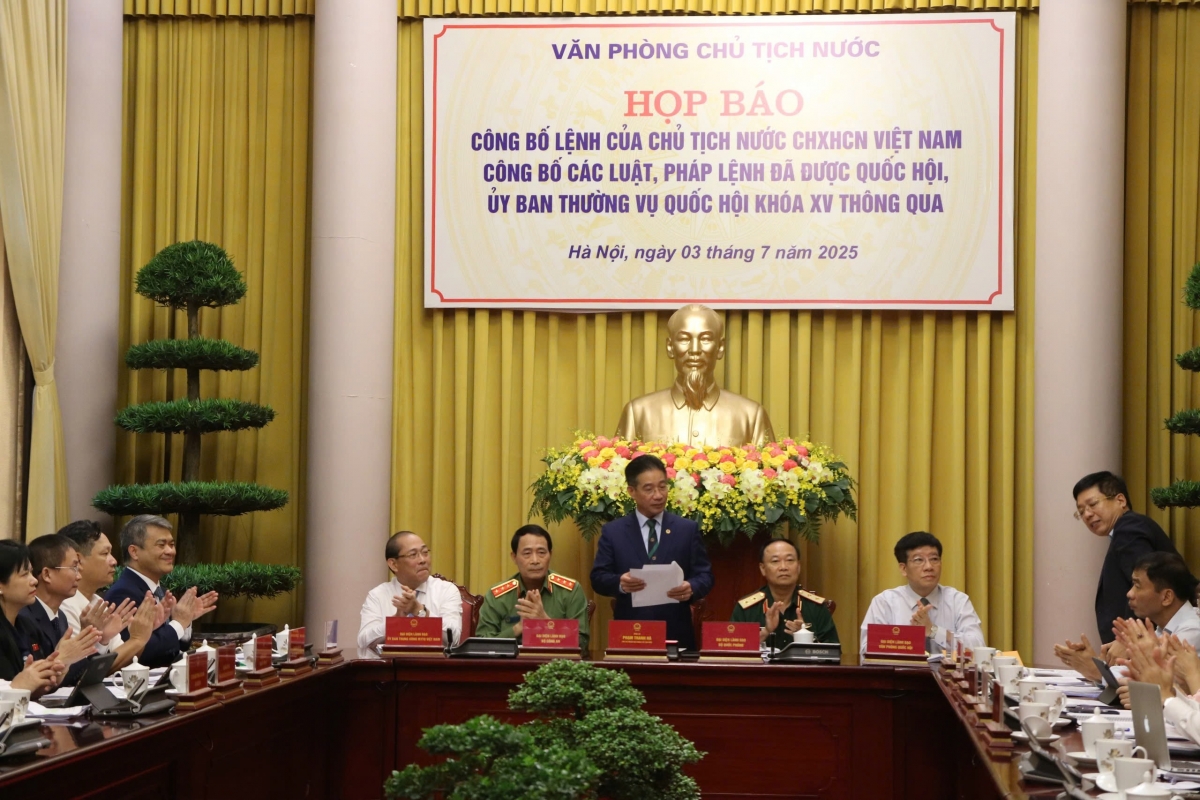 Công bố Lệnh của Chủ tịch nước về 15 luật, 1 pháp lệnh đã được Quốc hội khóa XV thông qua
