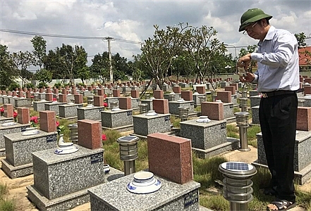 Ông già tìm hài cốt liệt sĩ