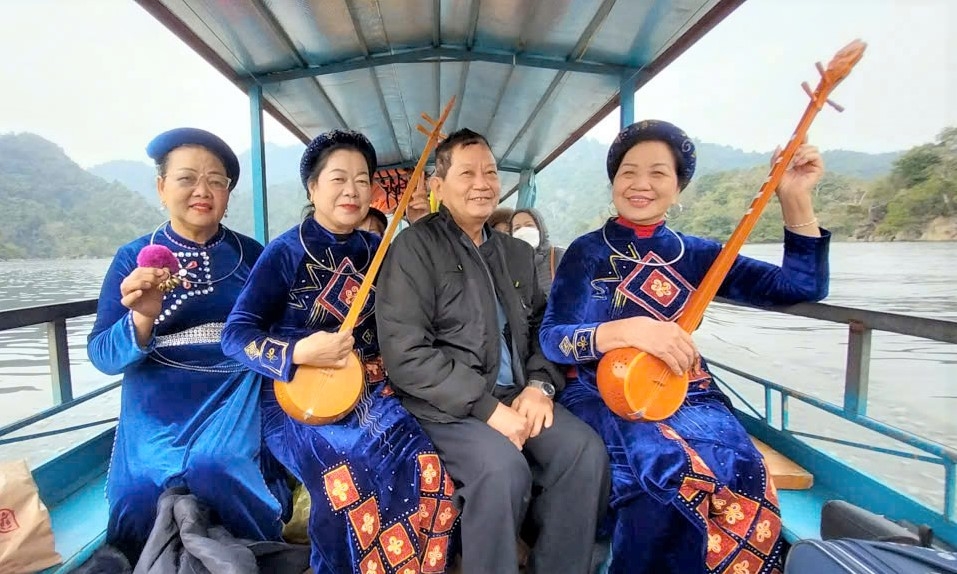 NCT tỉnh Cao Bằng sôi nổi tham gia các CLB văn hóa, thể thao để sống vui, sống khỏe