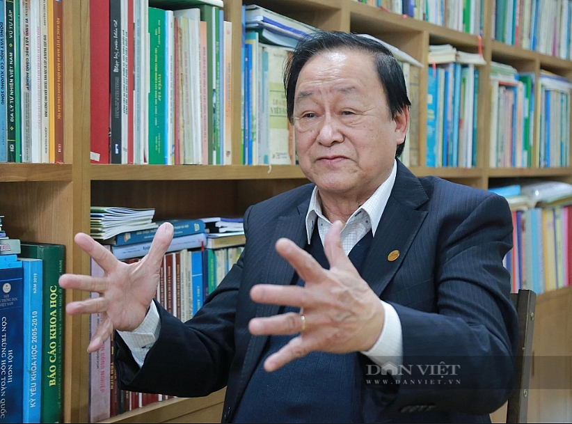 Ông Nguyễn Lân Hùng