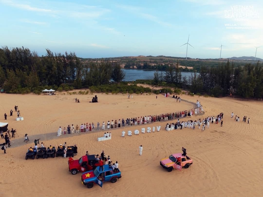 Lâm Đồng – Biển,  ngàn hoa và đại ngàn xanh