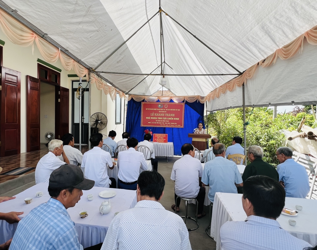 Khánh thành 