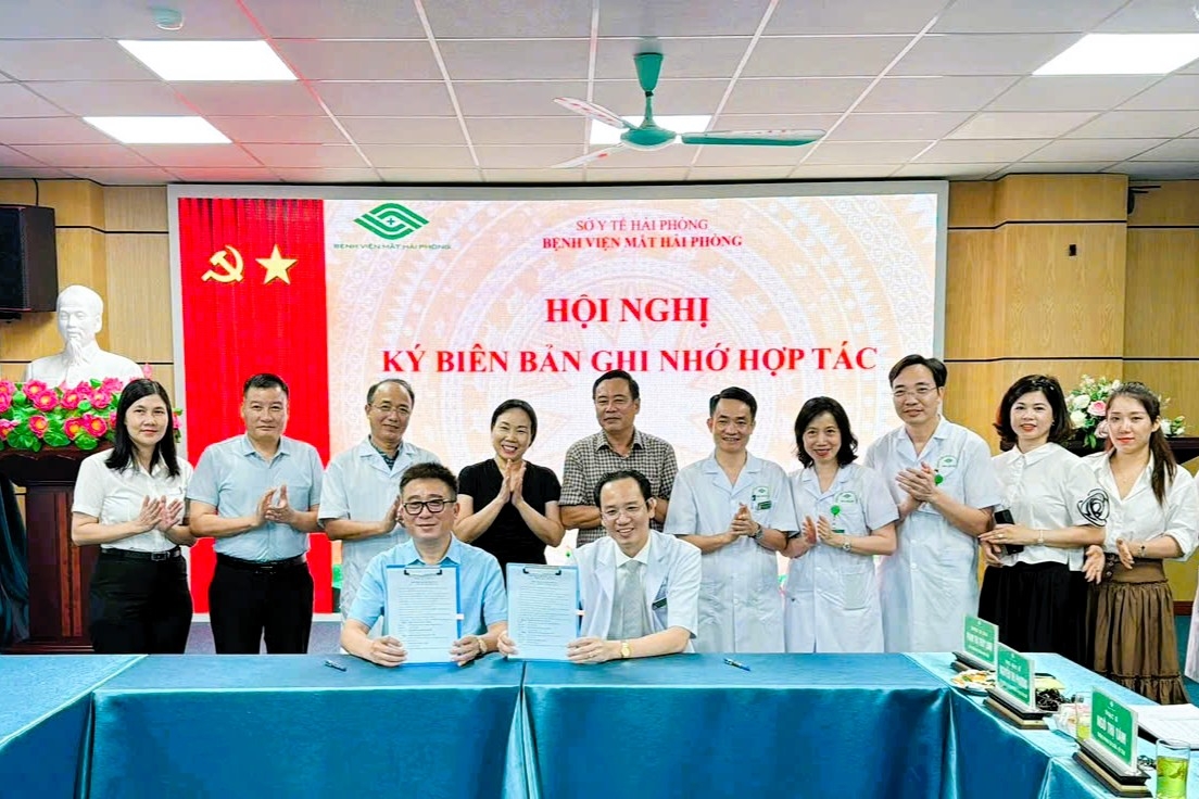 Bệnh viện Hữu nghị Việt Tiệp và Bệnh viện Mắt Hải Phòng ký kết hợp tác phát triển bền vững