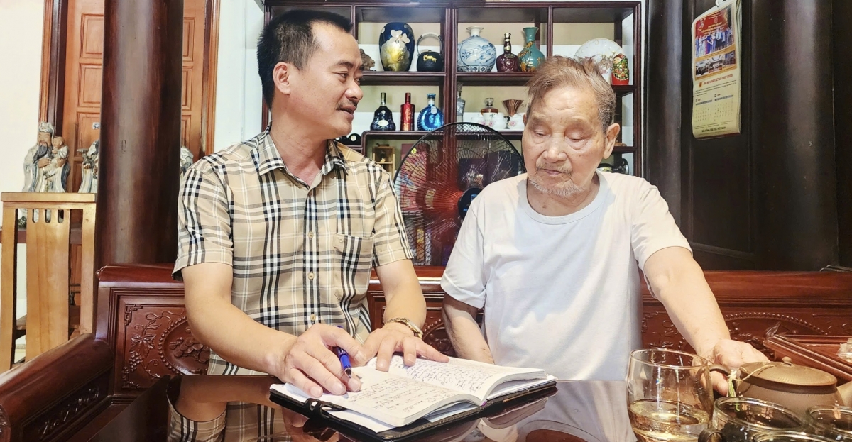 Cụ ông 98 tuổi vẫn tích cực làm nhân đạo