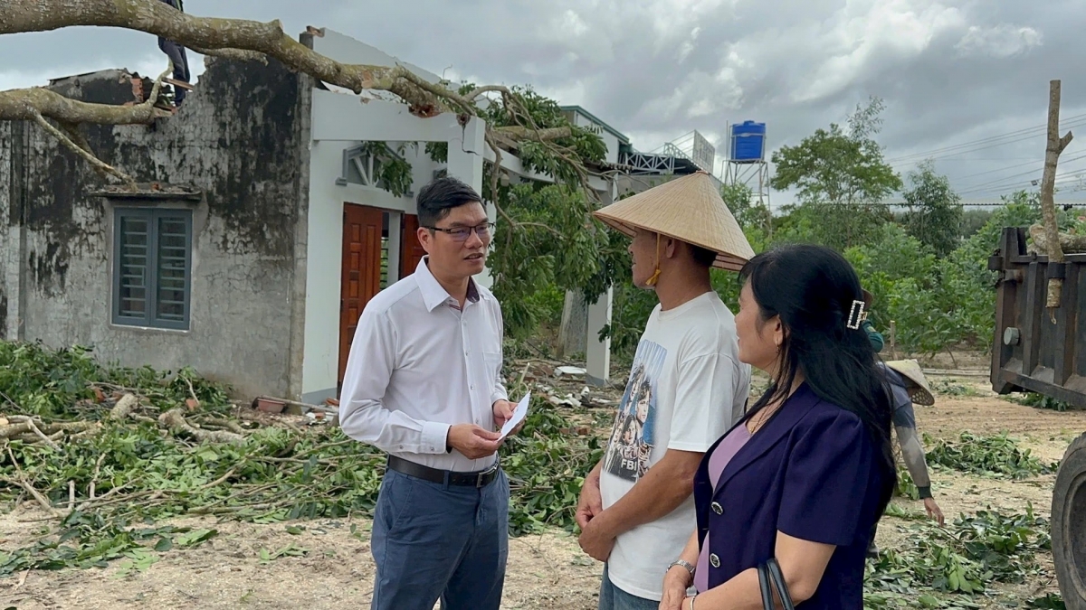 Mưa, lốc xoáy gây thiệt hại nặng cho Lâm Đồng