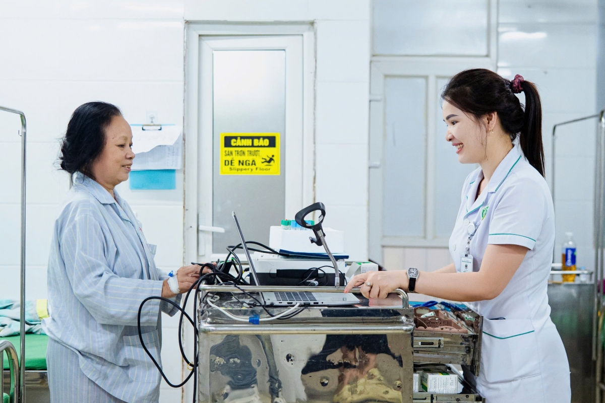 Bệnh nhân người cao tuổi có thêm địa chỉ tin cậy để thăm khám sức khỏe