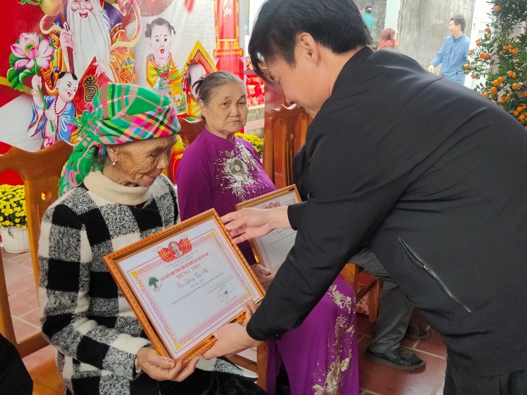 Chăm sóc toàn diện và phát huy vai trò NCT trong 6 tháng đầu 2025