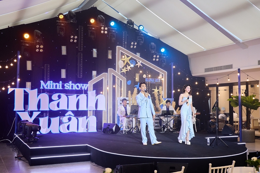 Minishow Thanh Xuân là điểm dừng chân đặc biệt trong chuyến hành trình 