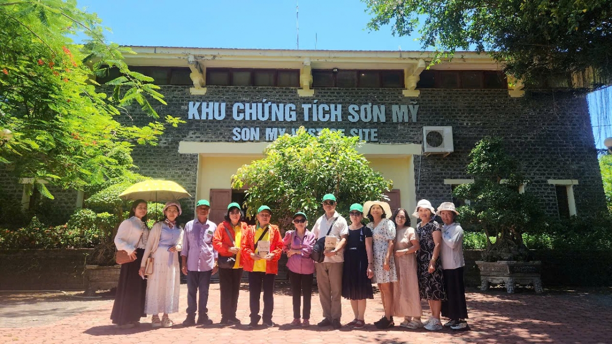 Hành trình tham quan đảo Lý Sơn và chứng tích Sơn Mỹ