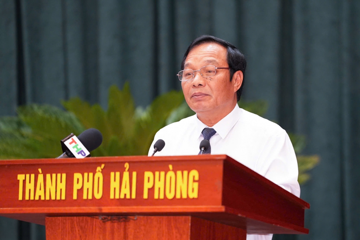 Chủ tịch HĐND thành phố Lê Văn Hiệu phát biểu bế mạc Kỳ họp.