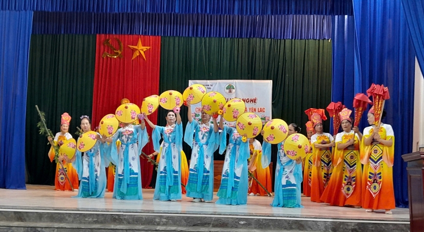 Một tiết mục tại buổi giao lưu.