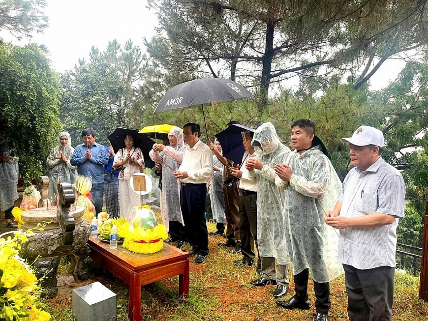 Hội Người cao tuổi Việt Nam – Hành trình tri ân, về nguồn đầy xúc động