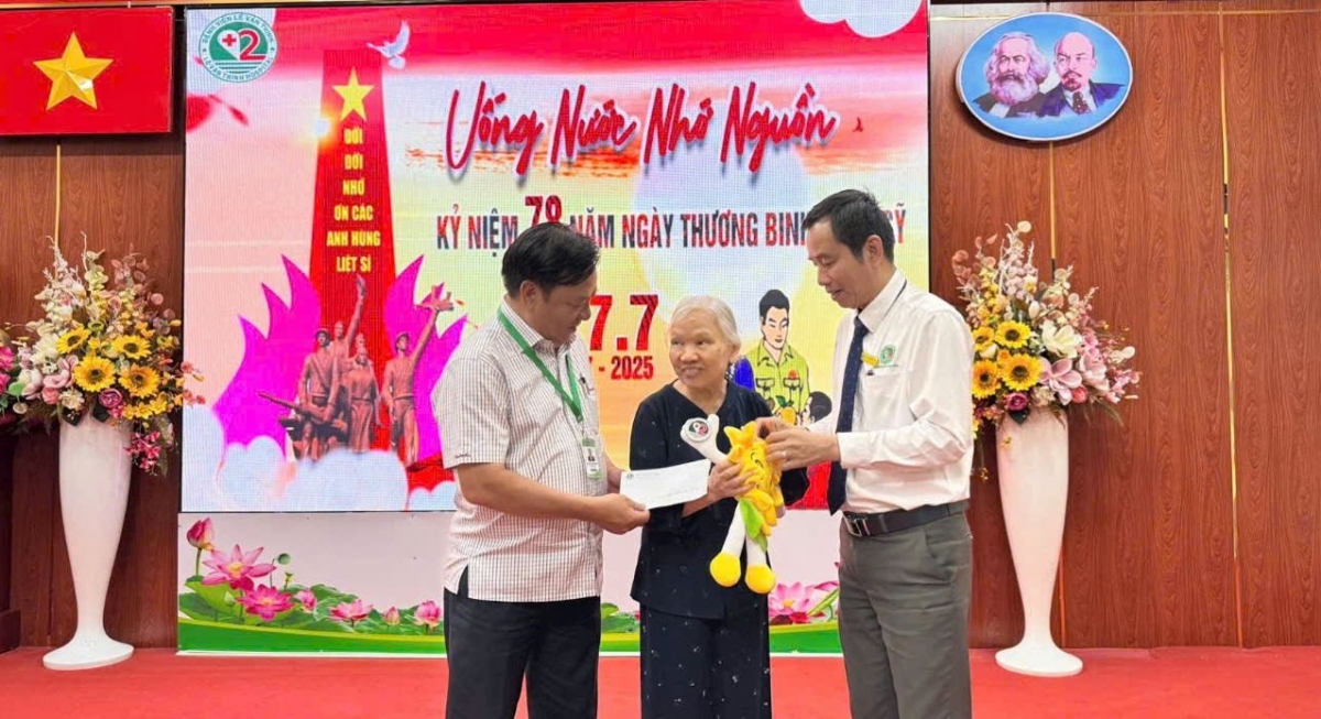 Bệnh viện Lê Văn Thịnh, TP. Thủ Đức, TP. Hồ Chí Minh tổ chức lễ tri ân người có công nhân dịp 27/7