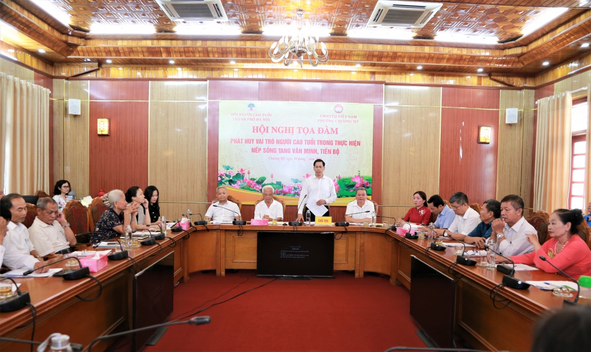 Ông Vũ Ngọc Hòa phát biểu